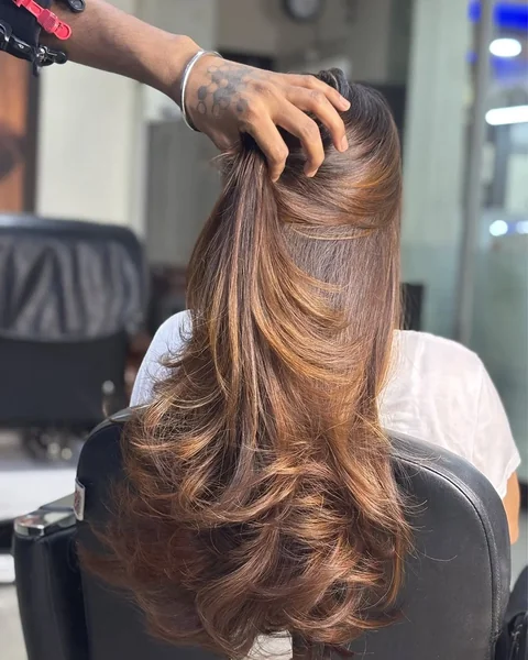Copper Butterfly Layers with Blown-Out Volume and Lift