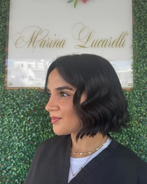 Deep Wavy Bob with Polished S-Waves