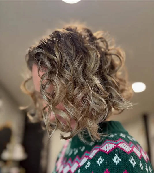 Layered Blonde Bob with Defined Beachy Curls