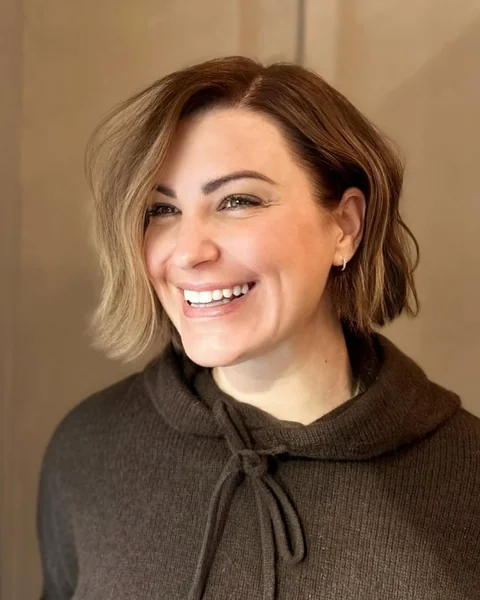 Layered Chin Bob with Subtle Autumn Balayage