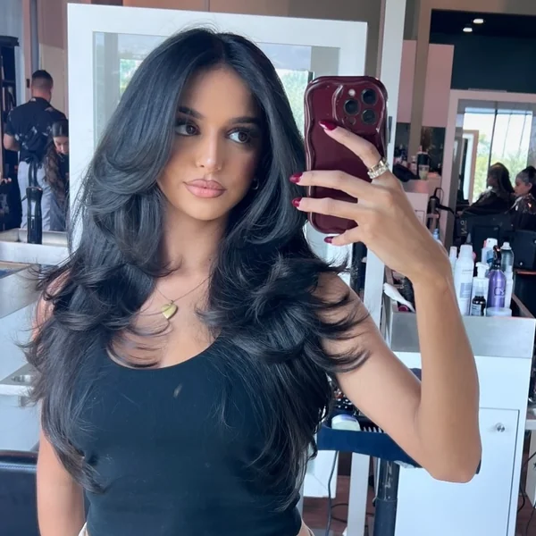 Dramatic Black Butterfly Layers with Bouncy Volume