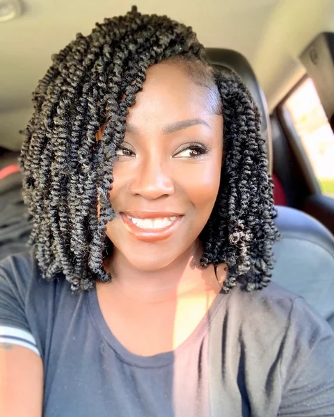 Flirty, Voluminous Choppy Bob with Feathered Ends