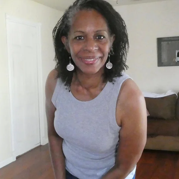 Natural Salt-and-Pepper Sisterlocks with Soft Volume