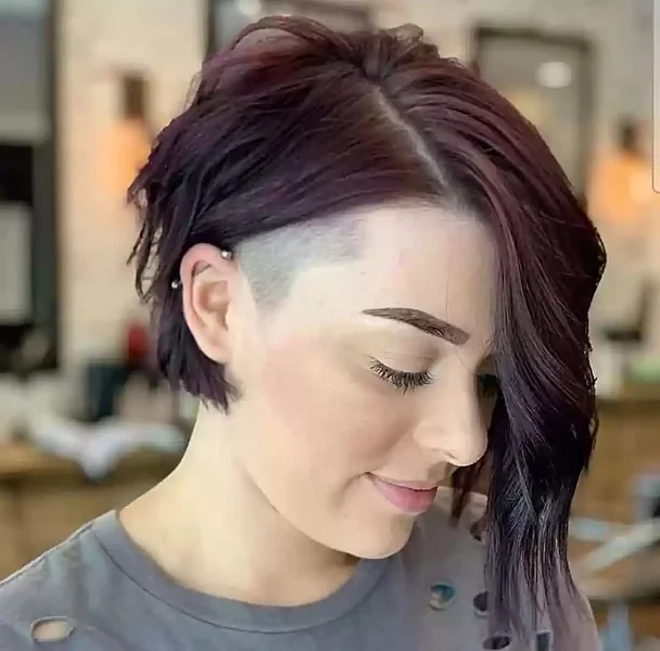 Wavy Rose Gold Pixie Bob with Texture
