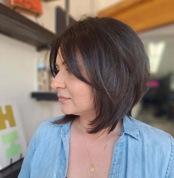 Soft Brunette Inverted Bob with Face-Framing Layers