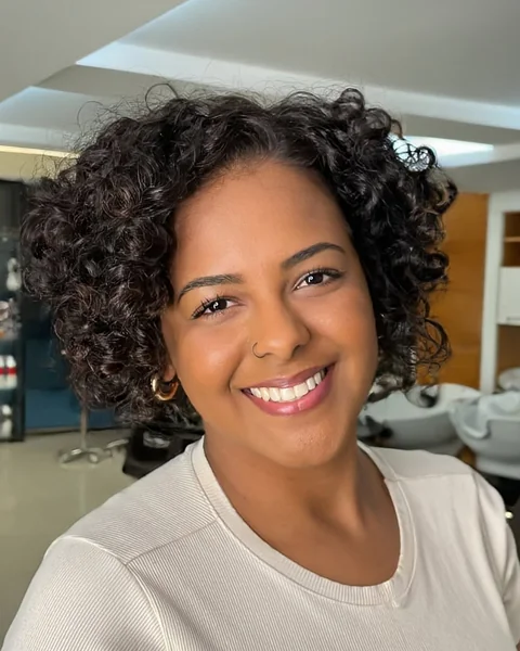 Soft Symmetrical Curls with Effortless Volume