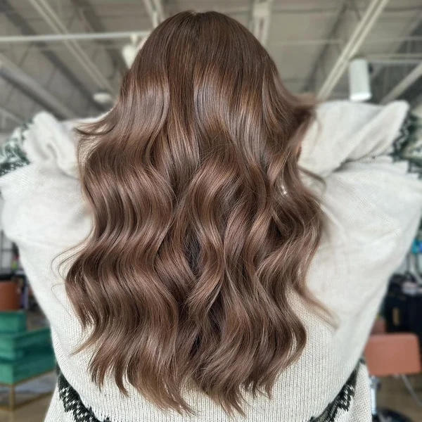 long layered haircuts brunette